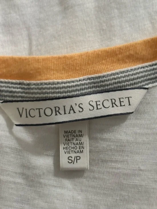 Victoria's Secret White & Gray Baseball Tee with Pink Glitter Logo, size Small - Picture 2 of 7